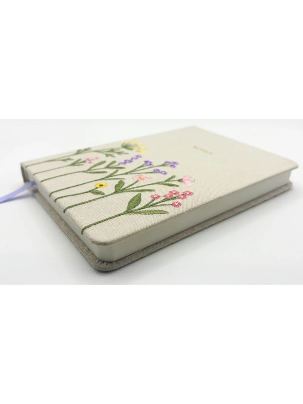 NWT Floral embroidered fabric ruled journal